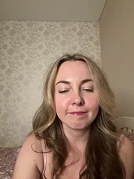 Elineaa's cam snapshot