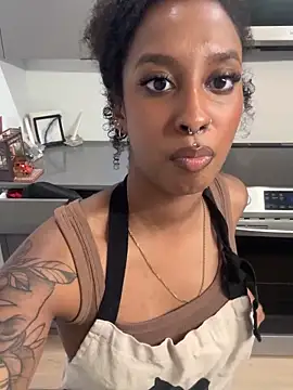 Your_Paris's cam snapshot