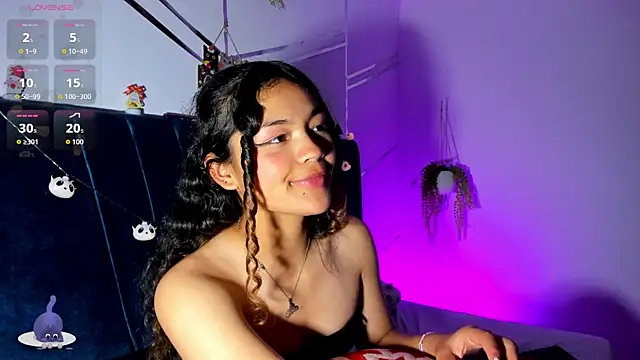 Camilla_Miller01's cam snapshot