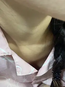 Mina048's cam snapshot