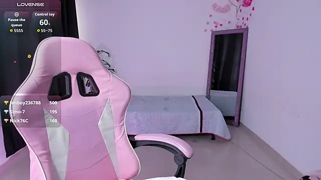 Rati_Curly live sex cam