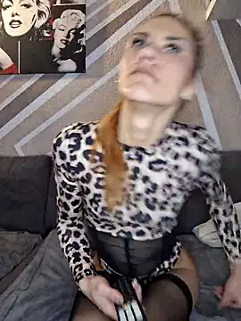 SlimBellaa's cam snapshot