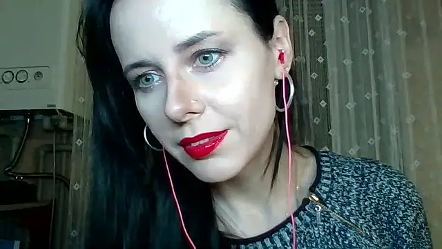 LuminousLady's cam snapshot