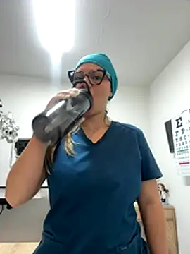 alicee16 live sex cam