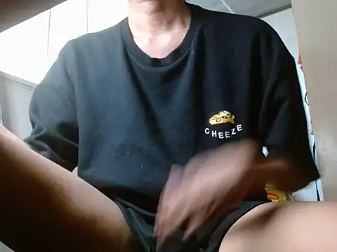 charlie0728's cam snapshot