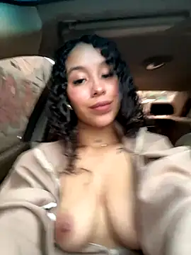 MarieLeon's cam snapshot