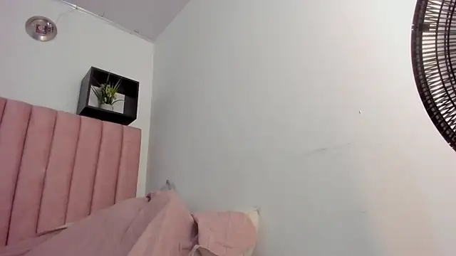 vanessa__garcia's cam snapshot