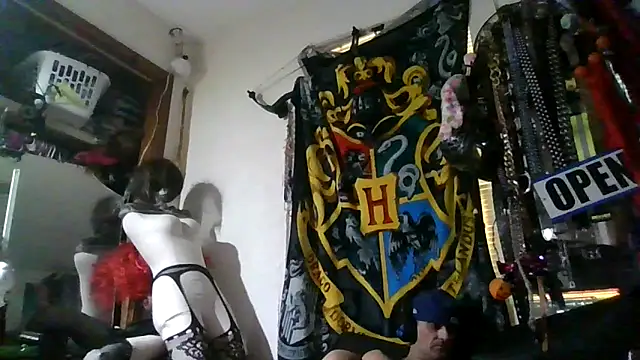 slinginbigD's cam snapshot