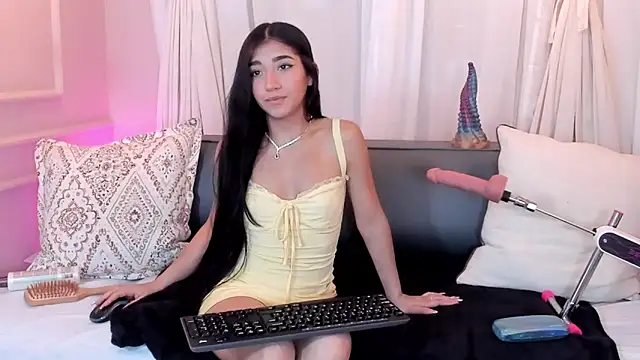 Mariana_Kalo's cam snapshot