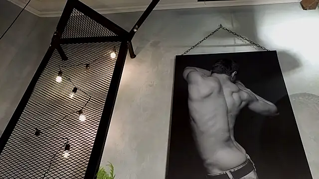 logan_mercer's cam snapshot