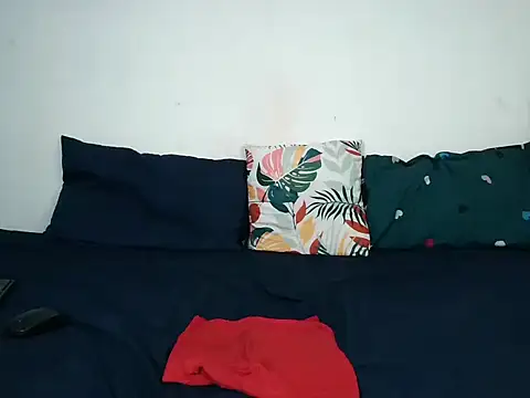 BIGTITTISXXX's cam snapshot