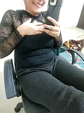 Pihu_Chopra's cam snapshot