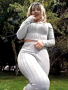 Cata_city1106's cam snapshot