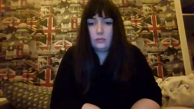 Lynylou's cam snapshot