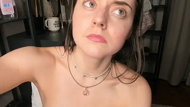 ThelmaJusto live sex cam