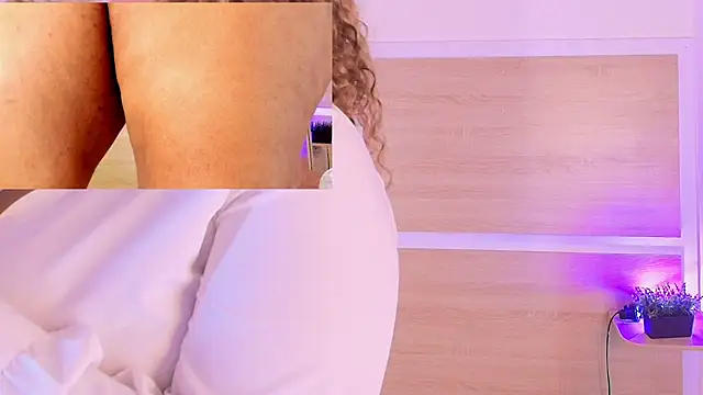 _nickypurple_'s cam snapshot