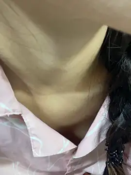 Mina048's cam snapshot