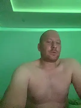 Krzysiekg123 live sex cam