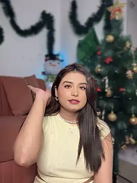 chloiedecker's cam snapshot