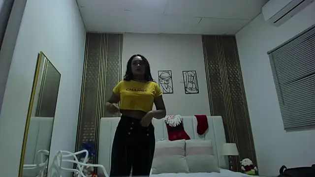 _emily__st's cam snapshot