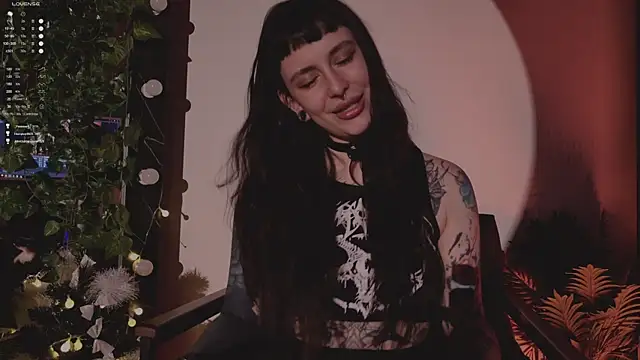 MichaellaMoon's cam snapshot