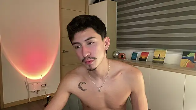 sweettaaron01's cam snapshot