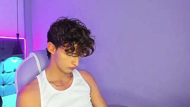 NicolasFerrer18's cam snapshot