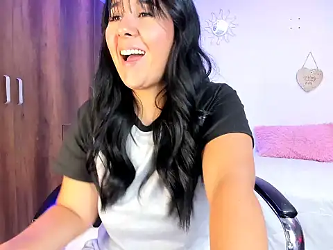 thaily_22's cam snapshot