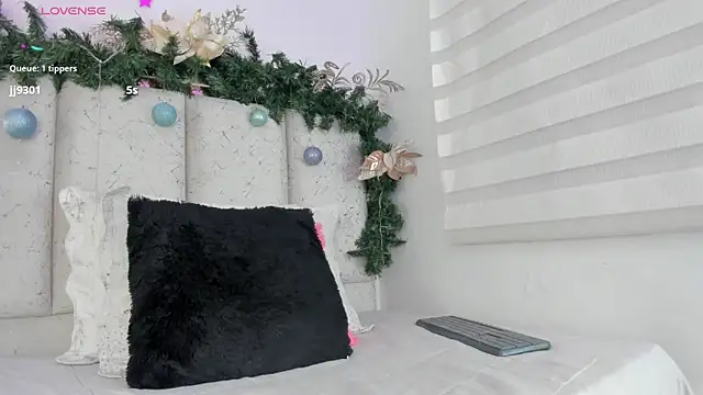 violeta_olsen's cam snapshot