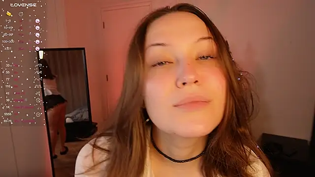 NeonyMuse's cam snapshot