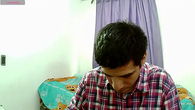 Adam_Arango live sex cam