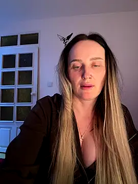 TomilaSi's cam snapshot