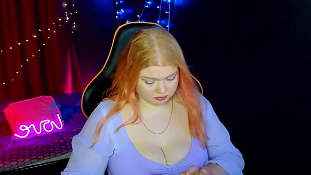 Adele_Moor_'s cam snapshot