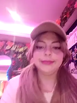 madelaine- live sex cam