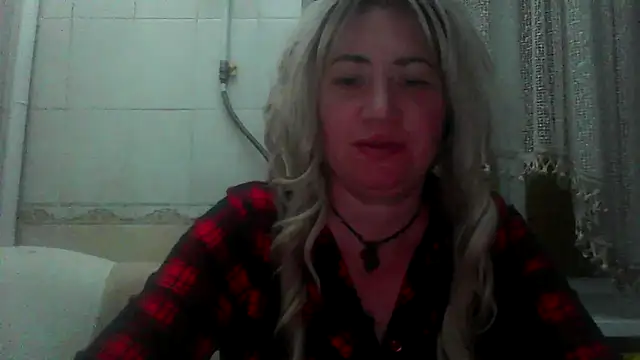 ClaireShannon's cam snapshot