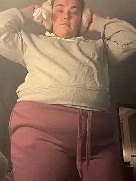 6Cum_Slut_Velma9's cam snapshot