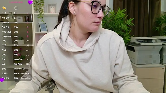 SelineSole's cam snapshot