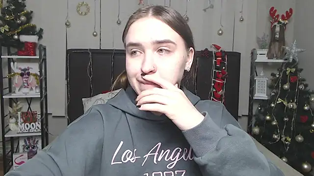 LauraHlot's cam snapshot