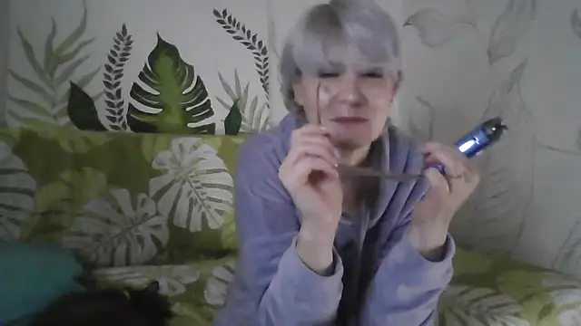 Catty_Lady's cam snapshot