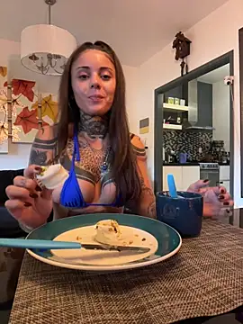 lucyrossink's cam snapshot