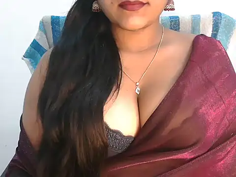 Cute_Vinni's cam snapshot