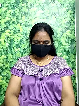 Queen-Neha's cam snapshot