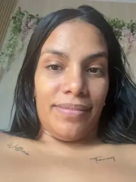 ArielleMillerr-'s cam snapshot