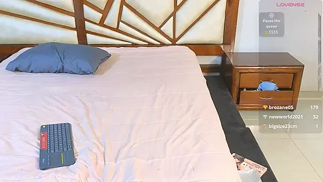 Minni_Selena's cam snapshot