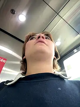 Maggie_Geller's cam snapshot