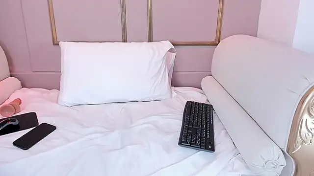 NahimiThompson's cam snapshot