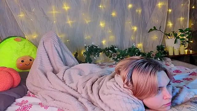 PolIyBowman's cam snapshot