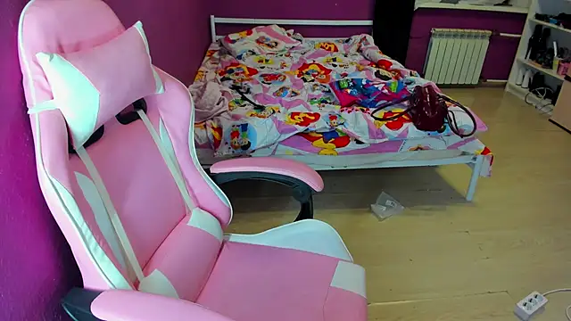 Lika8234's cam snapshot