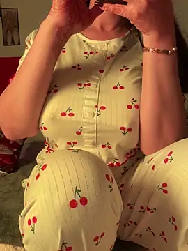 OnlyRima's cam snapshot