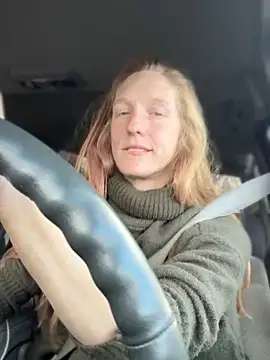 GoldenFlameGoddess live sex cam